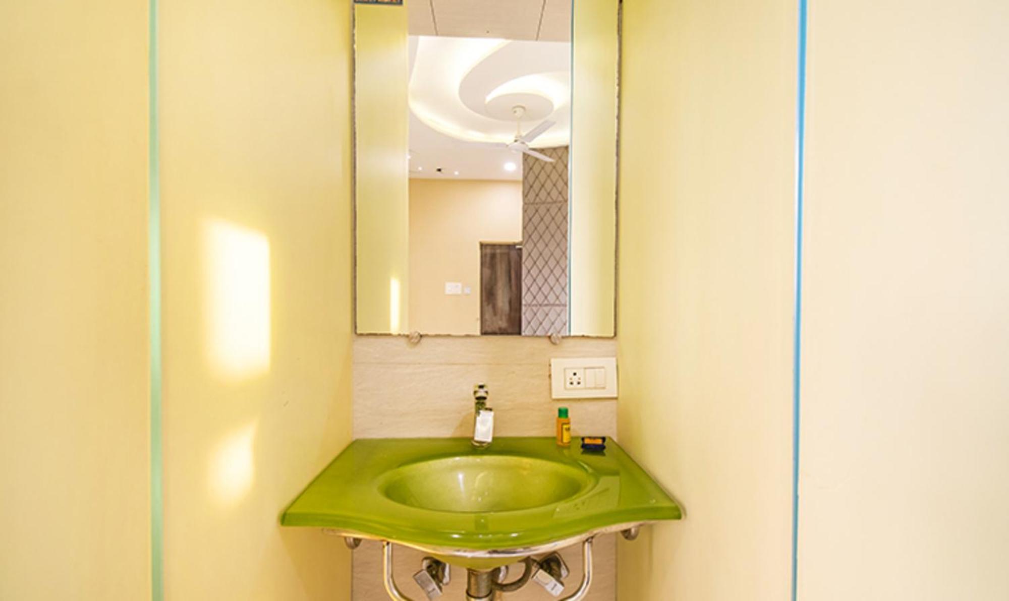 Fabhotel Seven Hills - Nr Mumbai International Airport Exteriör bild